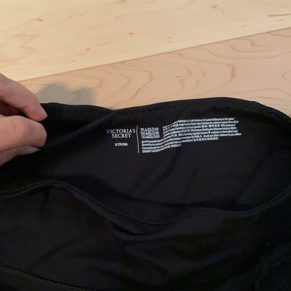 Victoria’s Secret butter soft leggings - Picture 4 of 4